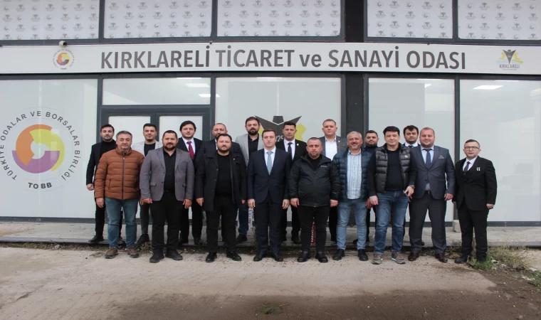 TOBB KIRKLARELİ ,EDİRNE VE CANAKKALE GENÇ GİRİŞİMCİLER KURULU ,KIRKLARELİ TİCARET VE SANAYİ ODASINI ZİYARET ETTİ