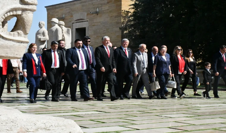 Belediye Başkanı Gerenli ve meclis üyeleri Anıtkabir’deydi
