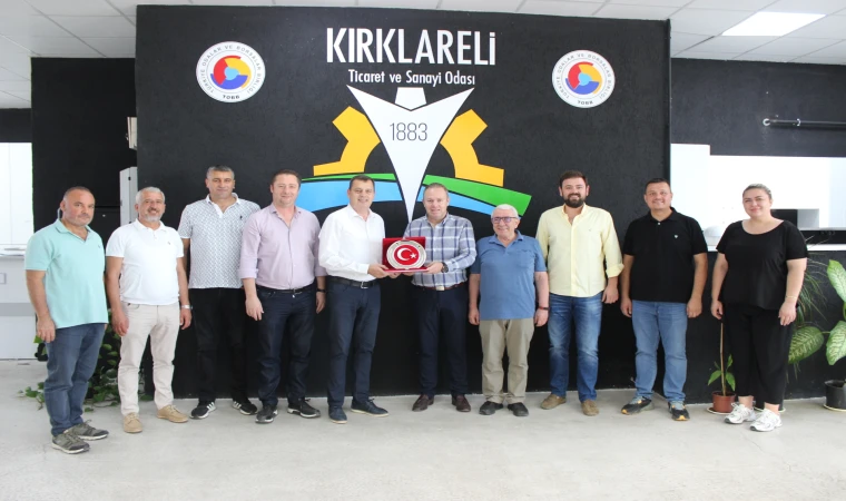 CHP Kırklareli  Milletvekili Vecdi Gündoğdu Kırklareli Ticaret ve Sanayi Odası’nı ziyaret etti