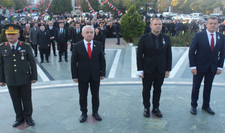 10 Kasım Atatürk'ü Anma Günü Etkinlikleri, Kırklareli'de Yoğun Katılımla Gerçekleşti