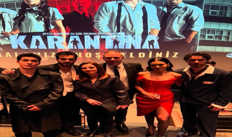 Kırklareli TSO Başkanı Ilık, Kırklarelili Oyuncu Özbek’in Başrolde Oynadığı “Karantina” Filminin Galasına Katıldı