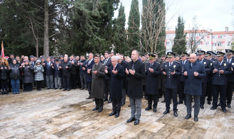 18 MART ŞEHİTLERİ ANMA GÜNÜ VE ÇANAKKALE DENİZ ZAFERİ'NİN 110. YILI KUTLANDI