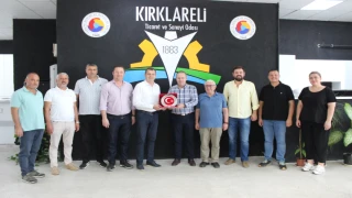 CHP Kırklareli  Milletvekili Vecdi Gündoğdu Kırklareli Ticaret ve Sanayi Odası’nı ziyaret etti